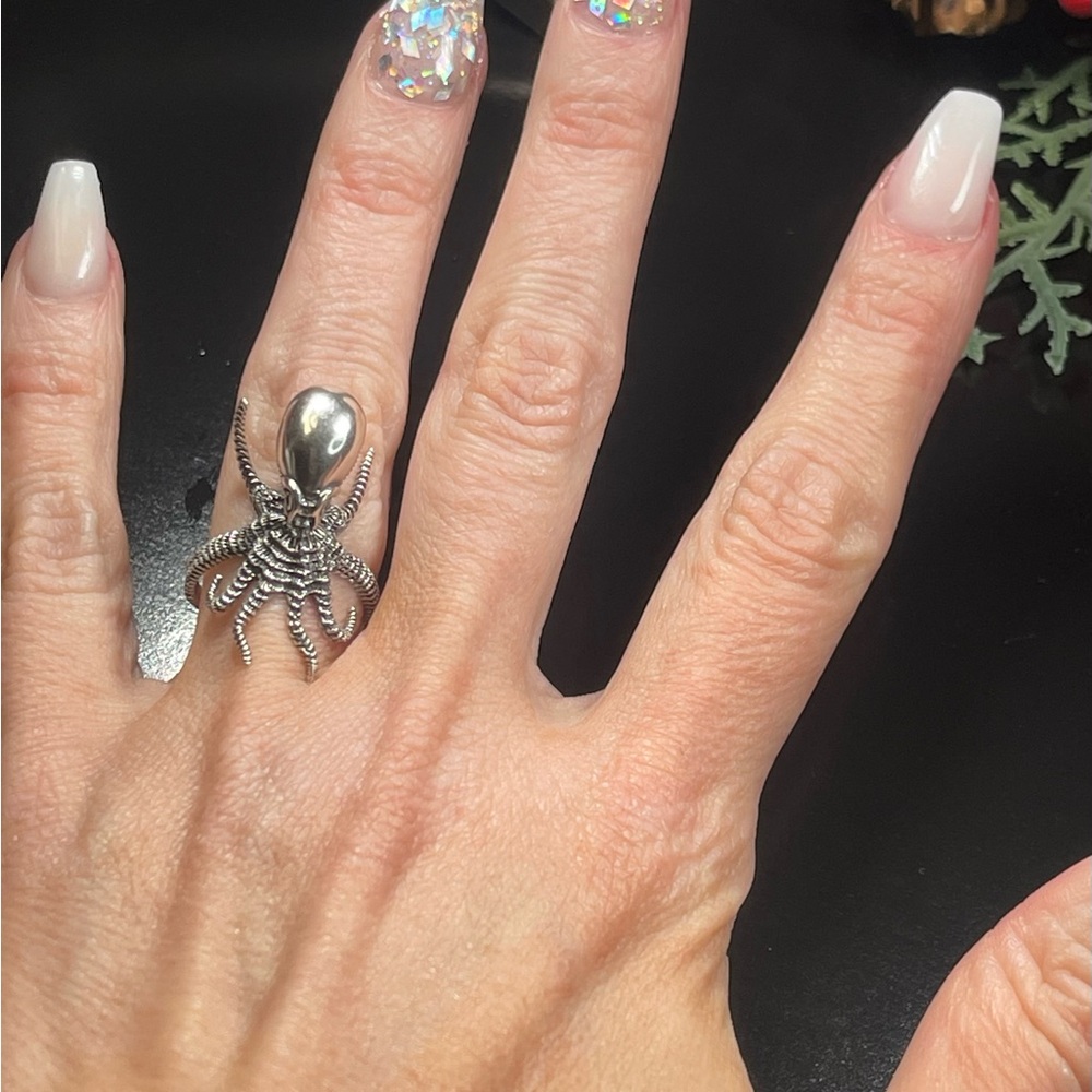 Solid 925 Silver Size 7 Octopus Ring - image 5